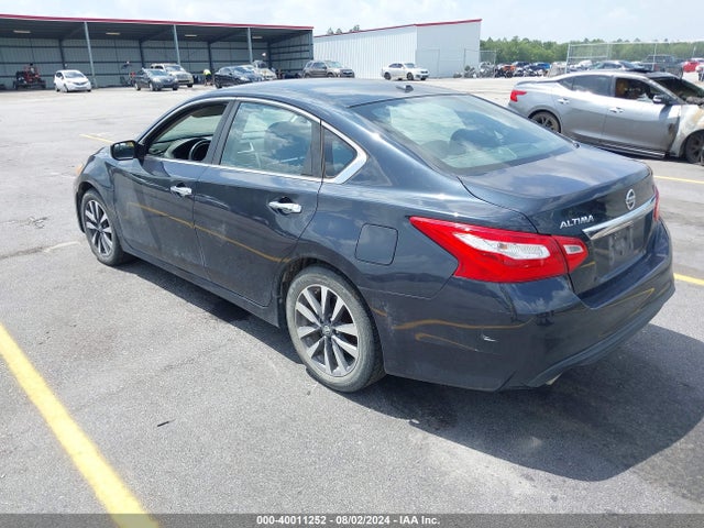 Nissan Altima 2.5 Sv 2017 1N4AL3AP9HC144462 Image 3
