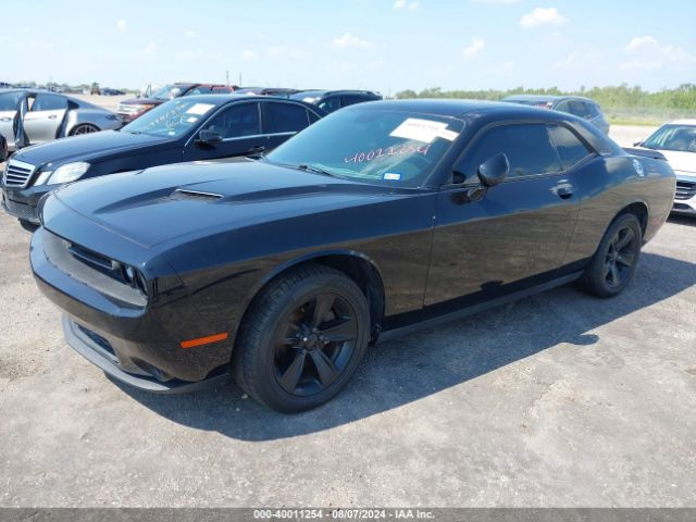 2C3CDZAG3GH107488 Dodge Challenger Sxt