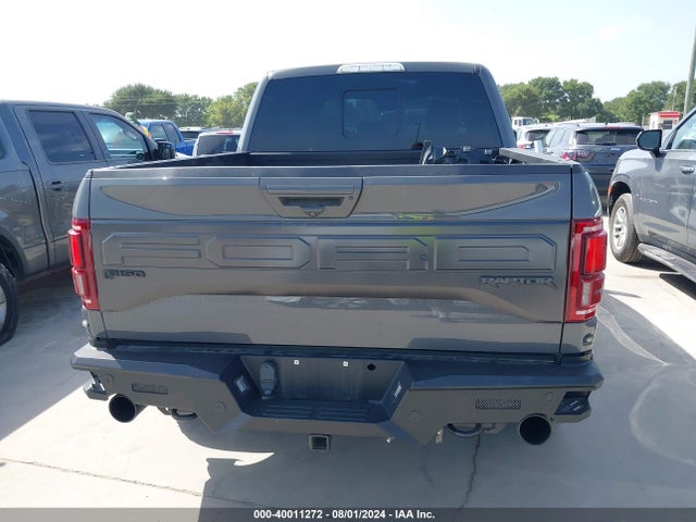 Ford F-150 Raptor 2018 1FTFW1RG0JFB69724 Image 17