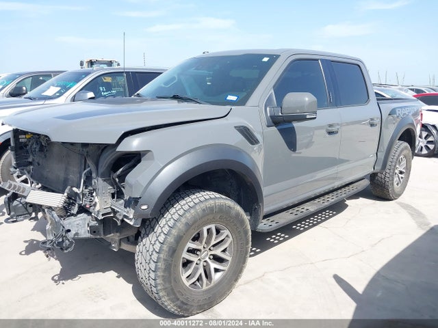 Ford F-150 Raptor 2018 1FTFW1RG0JFB69724 Image 2