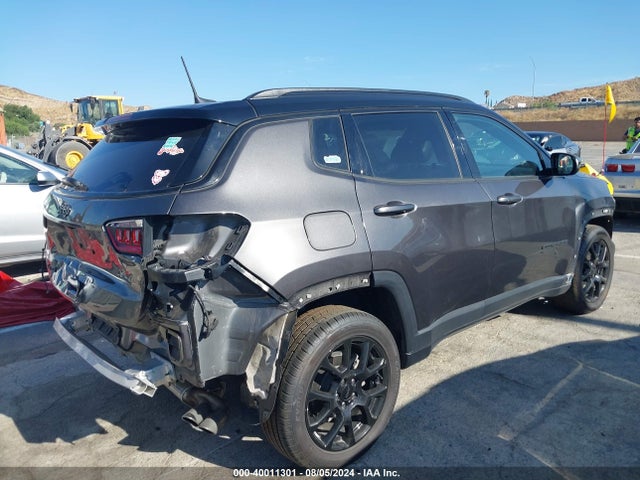 3C4NJDBB0NT195262 Jeep Compass Altitude 4x4