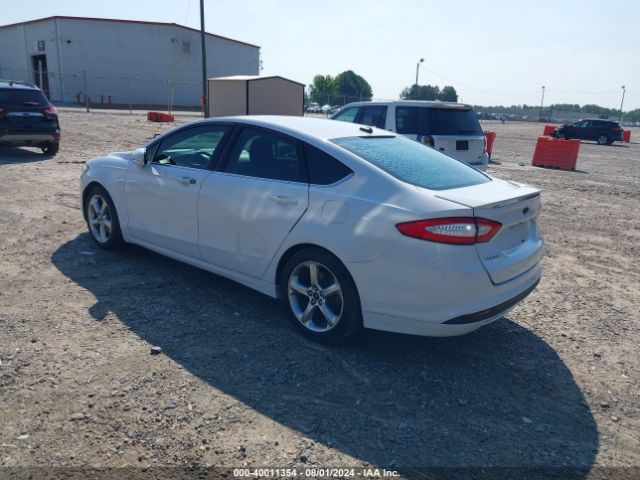 3FA6P0HD4GR390890 Ford FUSION SE