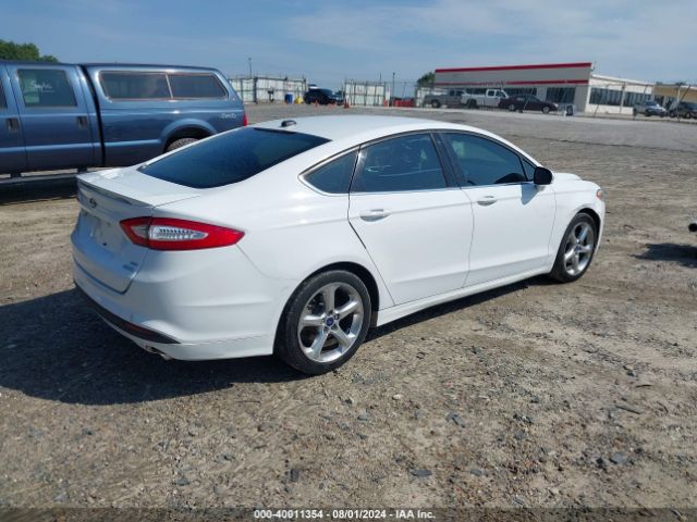 3FA6P0HD4GR390890 Ford FUSION SE