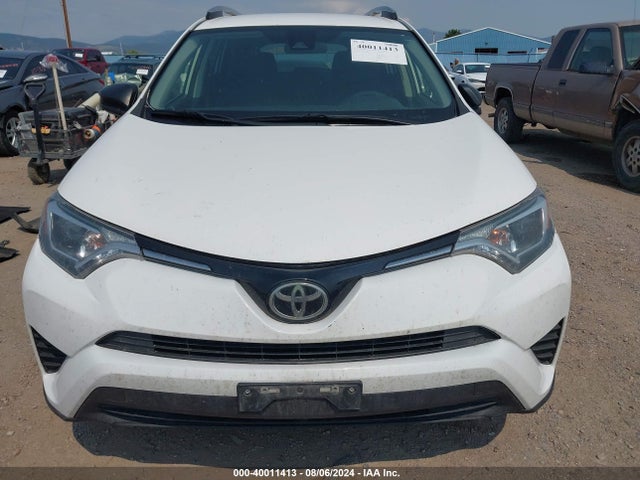 Toyota RAV4 LE 2017 JTMBFREV0HJ713910 Image 12