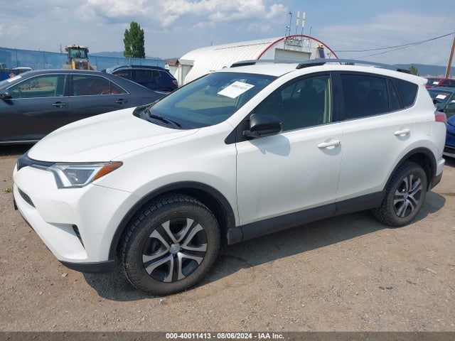 Toyota RAV4 LE 2017 JTMBFREV0HJ713910 Image 2