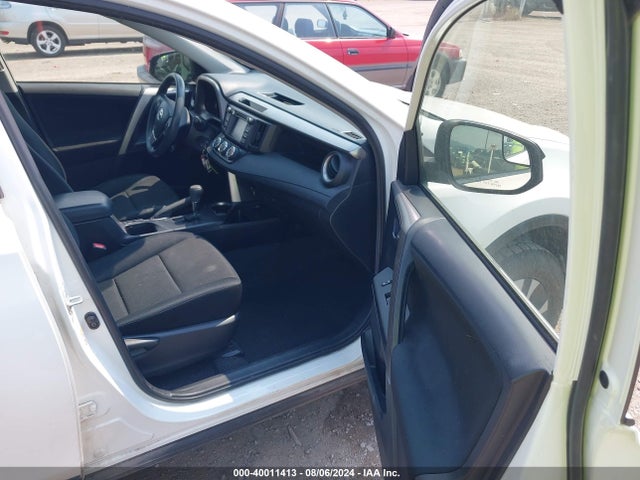 Toyota RAV4 LE 2017 JTMBFREV0HJ713910 Image 5