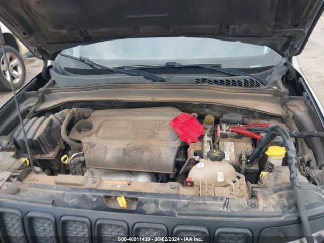 ZACNJABBXKPK23826 Jeep Renegade Latitude Fwd