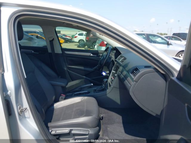 1VWBN7A36EC116043 Volkswagen Passat 2.0l Tdi Se