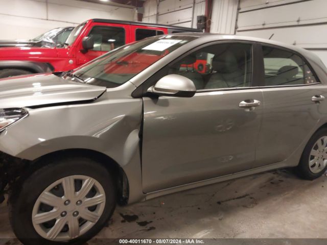3KPA25AD5NE483108 KIA Rio 5-door S