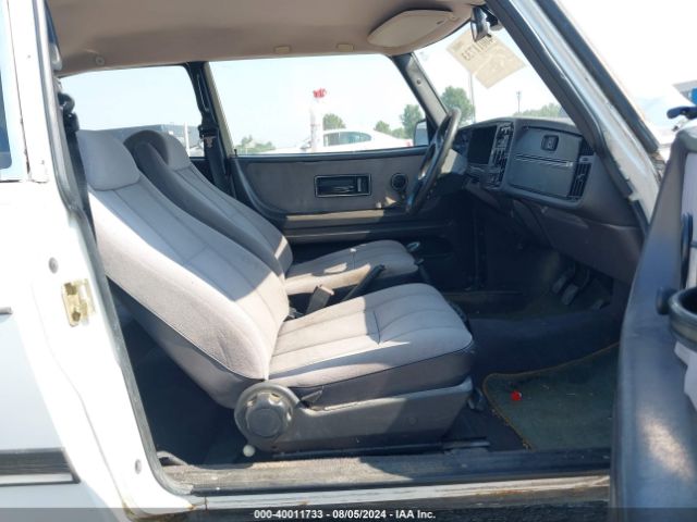 1988 SAAB 900 YS3AR35J8J3012659 Photo 4