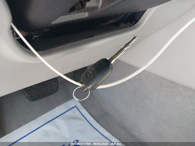 Toyota CAMRY LE 2016 4T4BF1FK3GR547077 Image 11