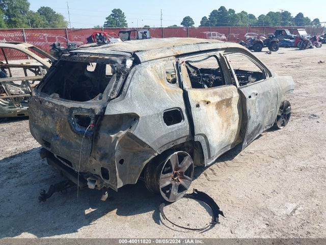 3C4NJCBB4NT106531 Jeep Compass Latitude Fwd