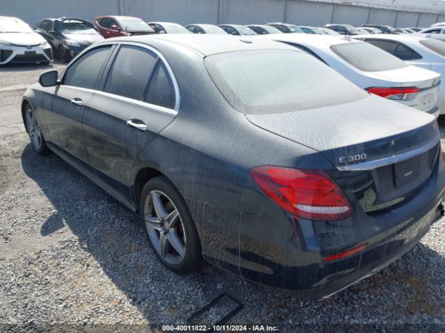 WDDZF4JB9HA058388 Mercedes-Benz E 300