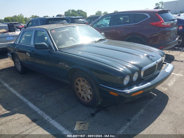 1999 JAGUAR XJ8 SAJHD1046XC867705 Photo 0