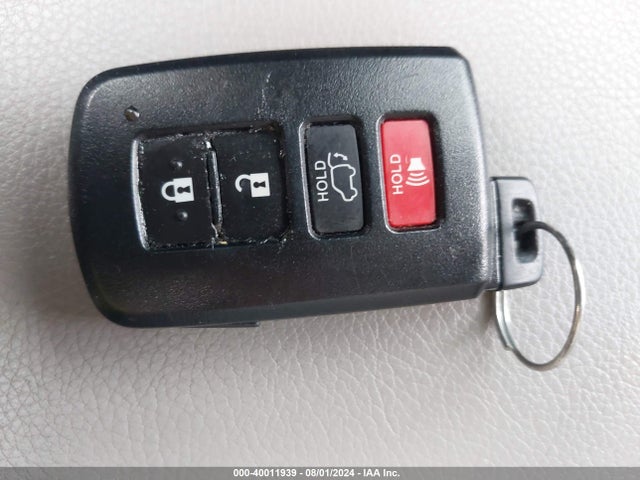 Toyota Rav4 Limited 2015 2T3YFREV6FW134347 Image 11