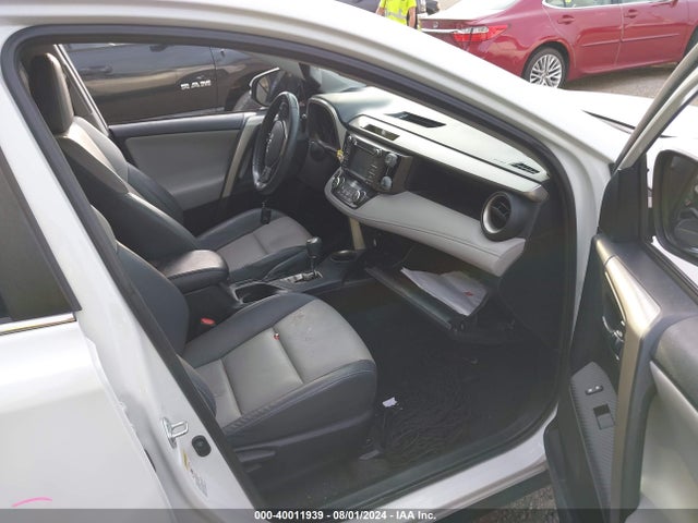 Toyota Rav4 Limited 2015 2T3YFREV6FW134347 Image 5
