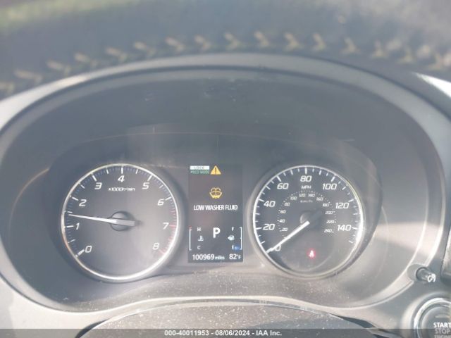 JA4AZ3A31JZ017885 Mitsubishi Outlander Se