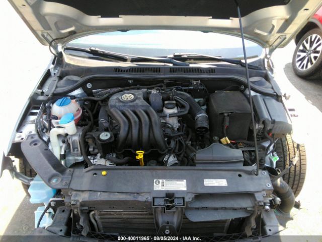 3VW2K7AJ4FM244790 Volkswagen Jetta 2.0l S