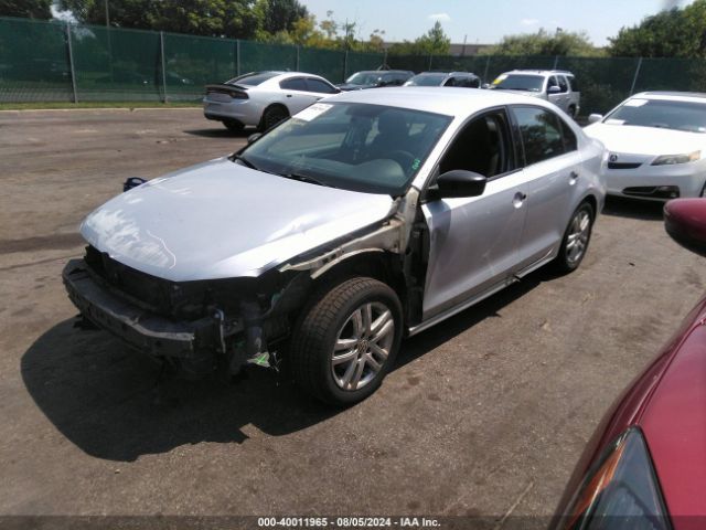 3VW2K7AJ4FM244790 Volkswagen Jetta 2.0l S