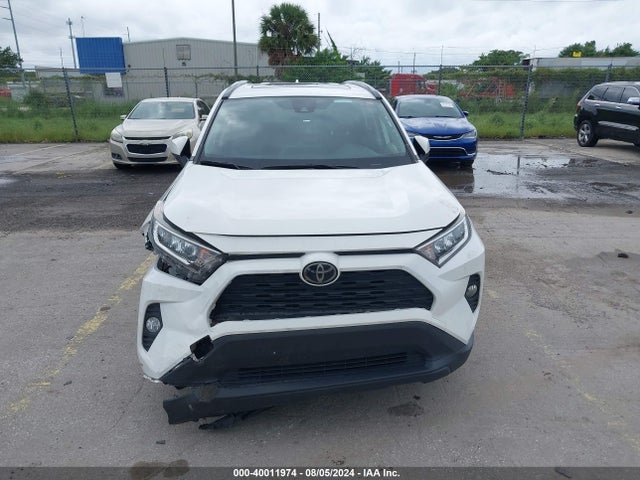 Toyota Rav4 Xle 2019 JTMW1RFV7KD015329 Image 12