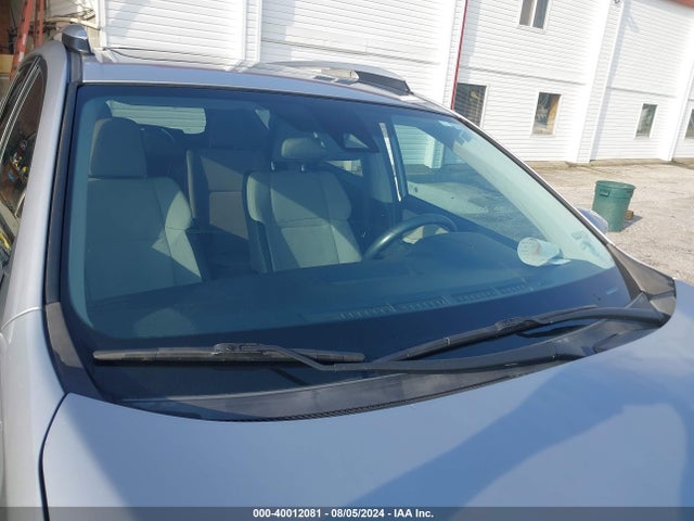 Toyota Rav4 Xle 2017 2T3WFREVXHW318085 Image 12