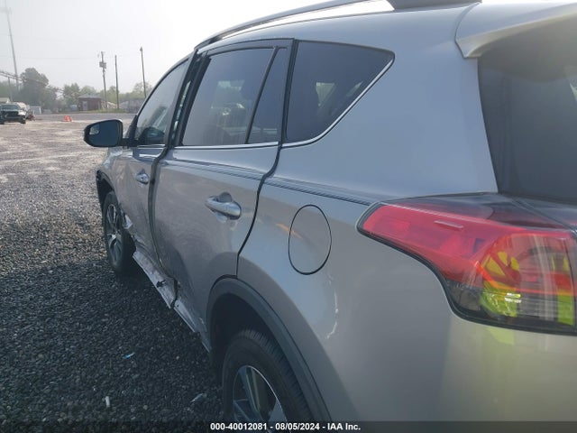 Toyota Rav4 Xle 2017 2T3WFREVXHW318085 Image 20