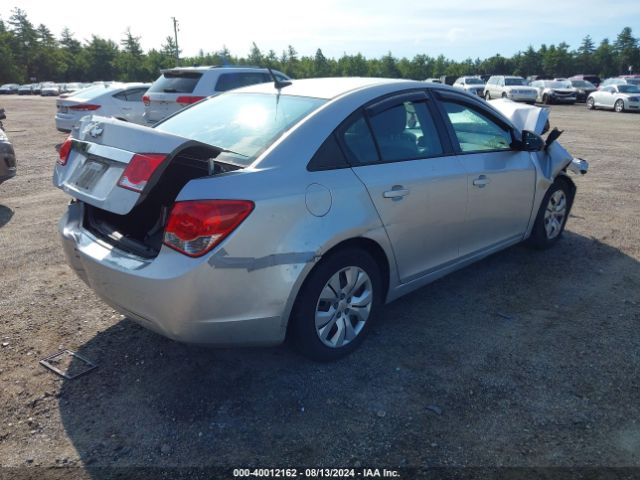 1G1PA5SG4E7196938 Chevrolet Cruze Ls Auto