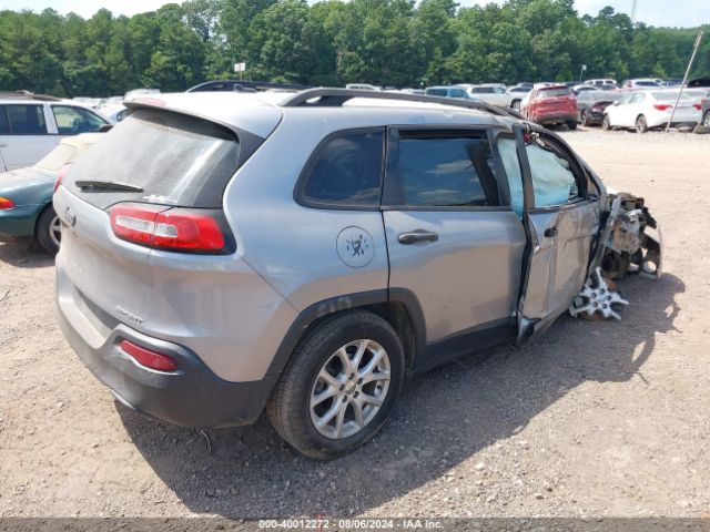 1C4PJLAB9GW136437 Jeep Cherokee Sport