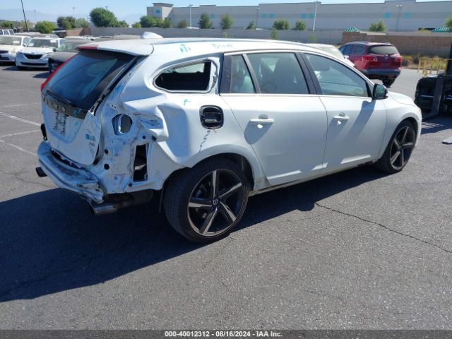 YV1902SS2F1251634 Volvo V60 T6 R-design Platinum