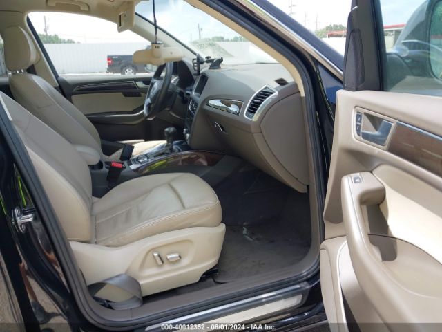 WA1LFAFP0EA025076 Audi Q5 2.0t Premium