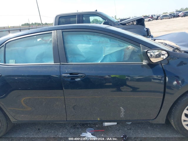 Toyota COROLLA LE 2018 2T1BURHE1JC089358 Image 13