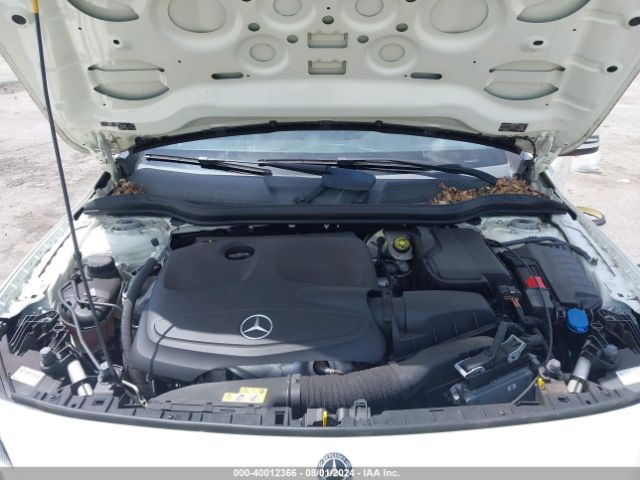 WDCTG4EB0JJ420700 Mercedes-Benz GLA 250