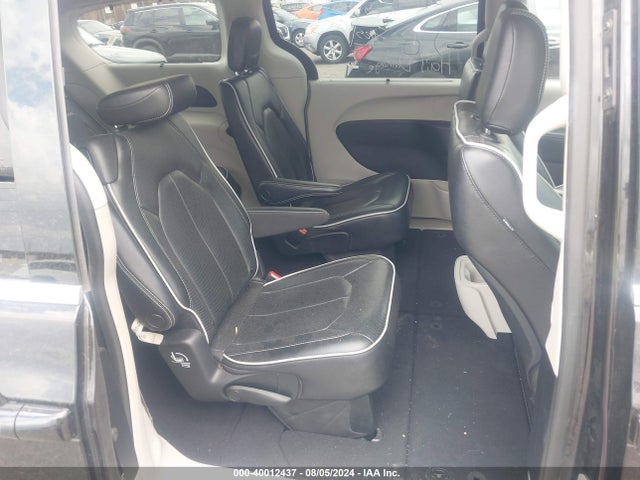 2C4RC1GG5NR136337 Chrysler Pacifica Limited