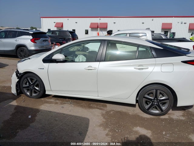 Toyota PRIUS XLE 2019 JTDKARFU8K3089404 Image 13