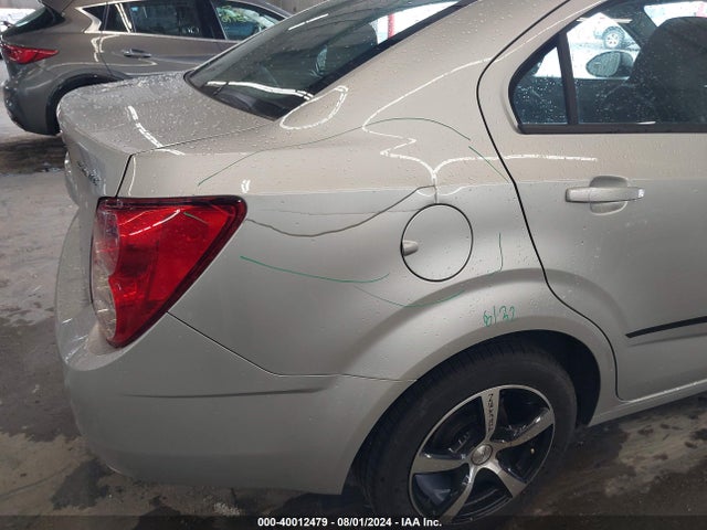 Chevrolet Sonic Ls Auto 2014 1G1JA5SH0E4244189 Image 6