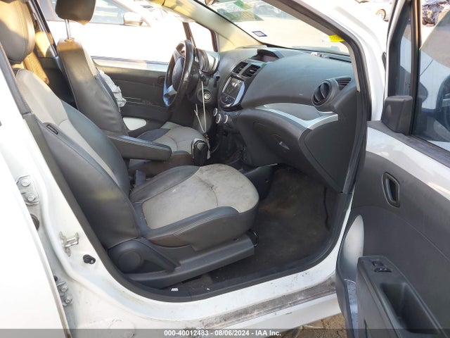Chevrolet Spark 2lt Auto 2014 KL8CF6S90EC470764 Image 5