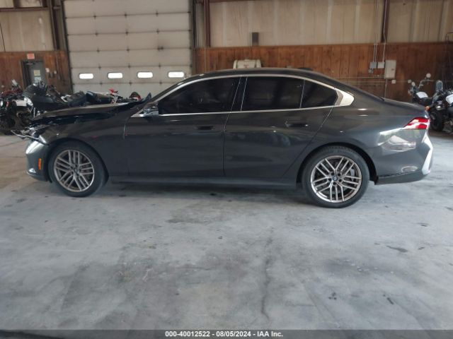 WBA53FJ06RCP94977 BMW 530 I Xdrive