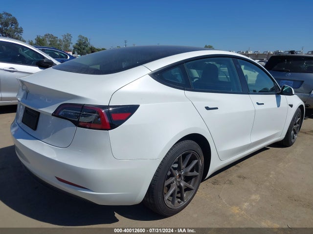 2023 TESLA MODEL 3 5YJ3E1EA0PF516909 Photo 3