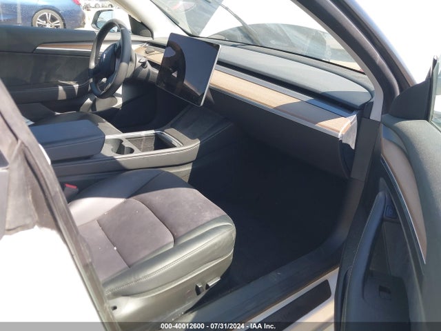 2023 TESLA MODEL 3 5YJ3E1EA0PF516909 Photo 4