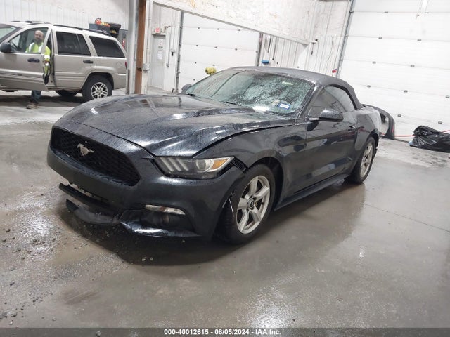 Ford Mustang V6 2017 1FATP8EM0H5333550 Image 2