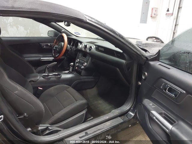 Ford Mustang V6 2017 1FATP8EM0H5333550 Image 5