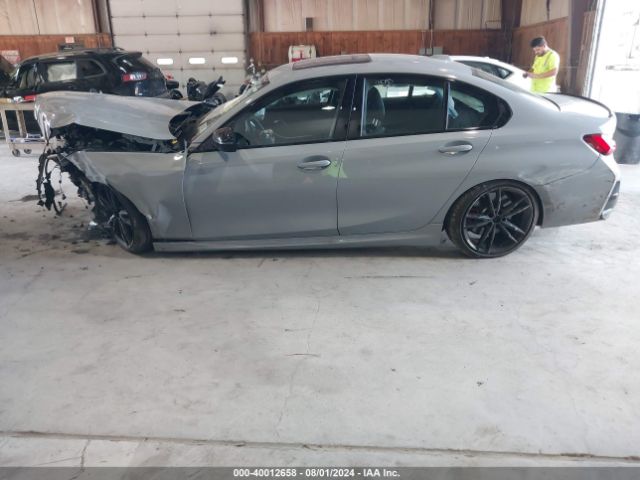 3MW89FF03R8E08897 BMW 3 Series 330i Xdrive