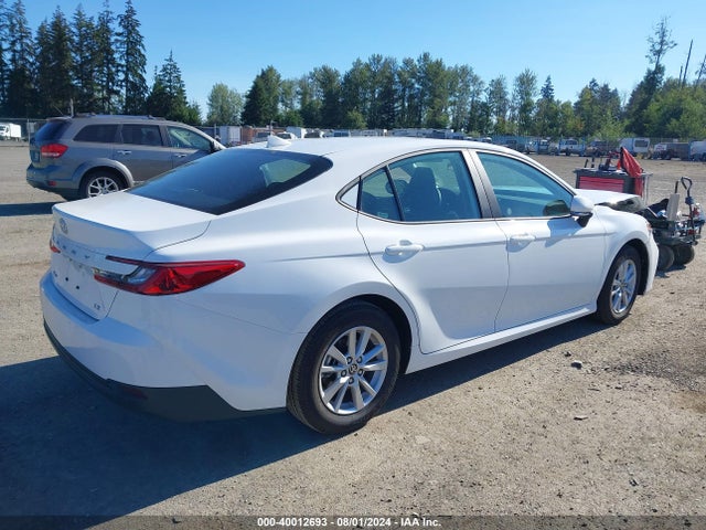 Toyota CAMRY LE 2025 4T1DAACK0SU504427 Image 4