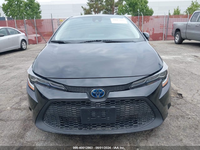 Toyota Corolla Hybrid Le 2021 JTDEAMDE5MJ002228 Image 12