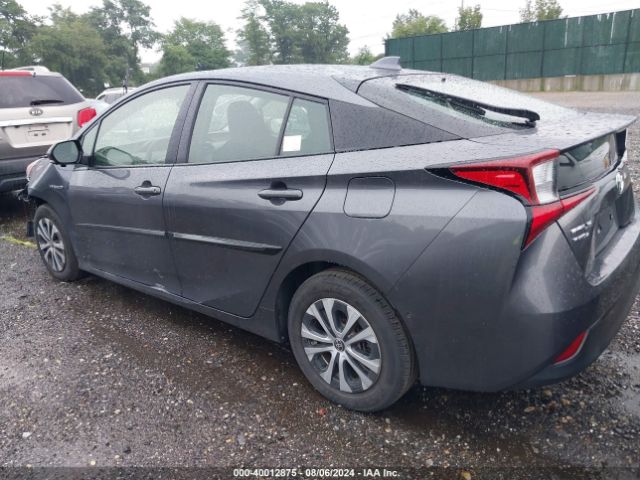 JTDL9RFU9L3015374 Toyota Prius Le Awd-e