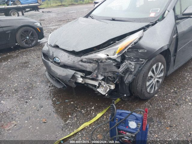 JTDL9RFU9L3015374 Toyota Prius Le Awd-e