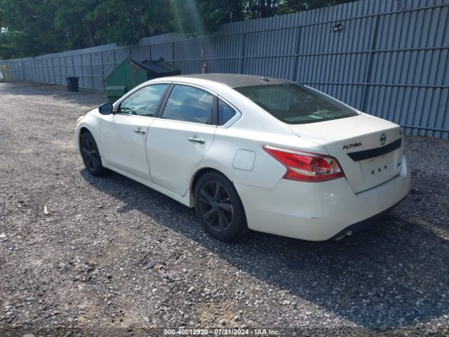 2013 NISSAN ALTIMA 1N4AL3AP0DC101929 Photo 2