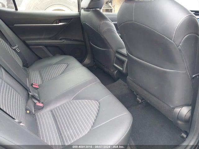 Toyota CAMRY SE 2018 JTNB11HK0J3010217 Image 8