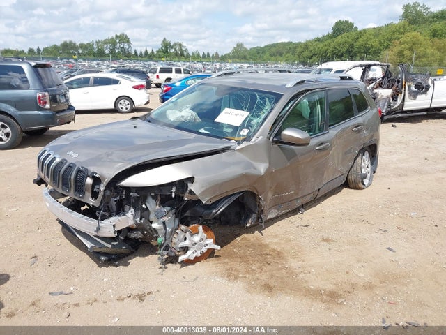 Jeep Cherokee Latitude 2016 1C4PJMCB2GW241517 Image 2