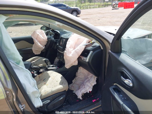 Jeep Cherokee Latitude 2016 1C4PJMCB2GW241517 Image 5